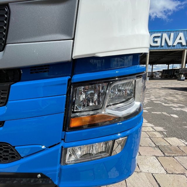Lente Farol Scania NTG 2019 Em Diante - Lado Esquerdo