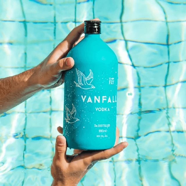 Vodka Vanfall 990ml | Vodka Premium Mineira | Vanfall Destilaria