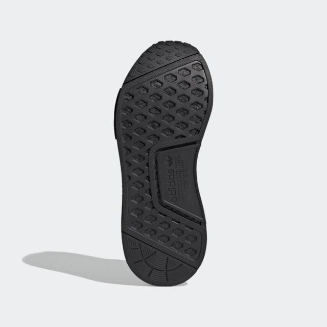 tenis nmd preto feminino