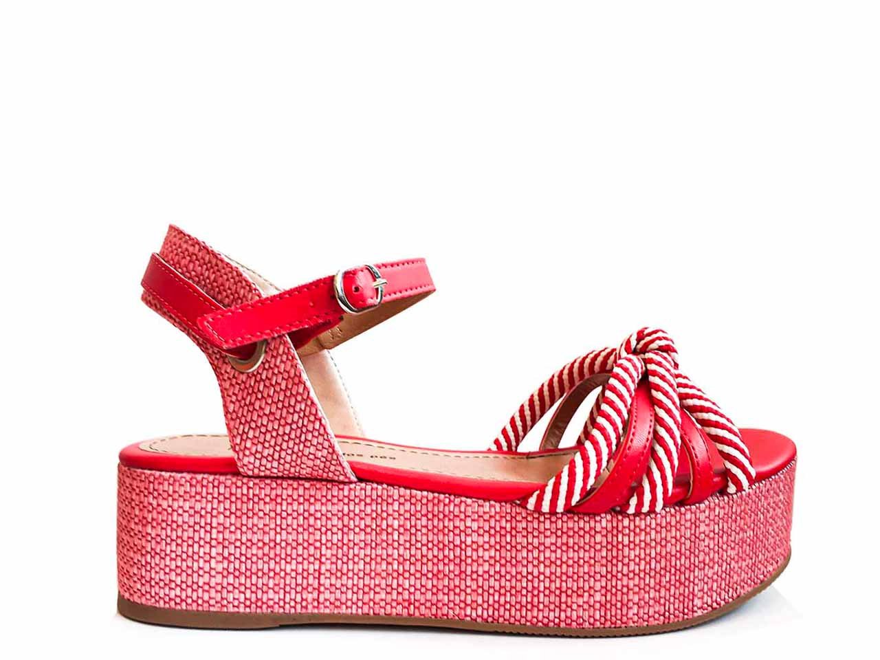 sandalia flatform vermelha