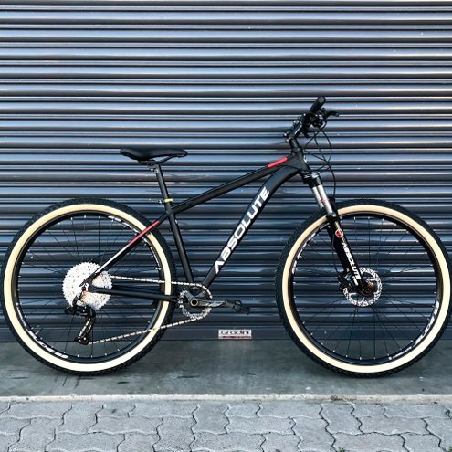 bicicleta-absolute-nero-4-elite-11v-preto-vermelho