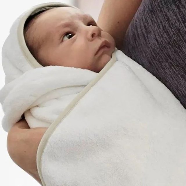 Toalha de Banho Bebê Com Capuz Laço Bebê Comfort 80x100cm