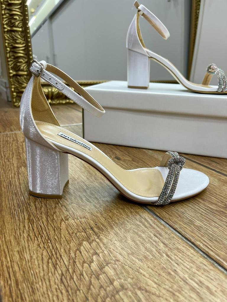 Sandalia online para noiva