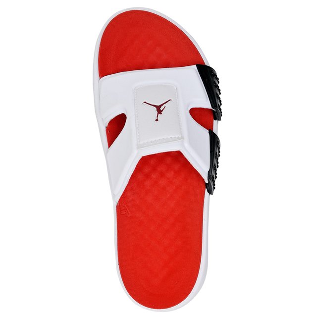 chinelo jordan hydro 8