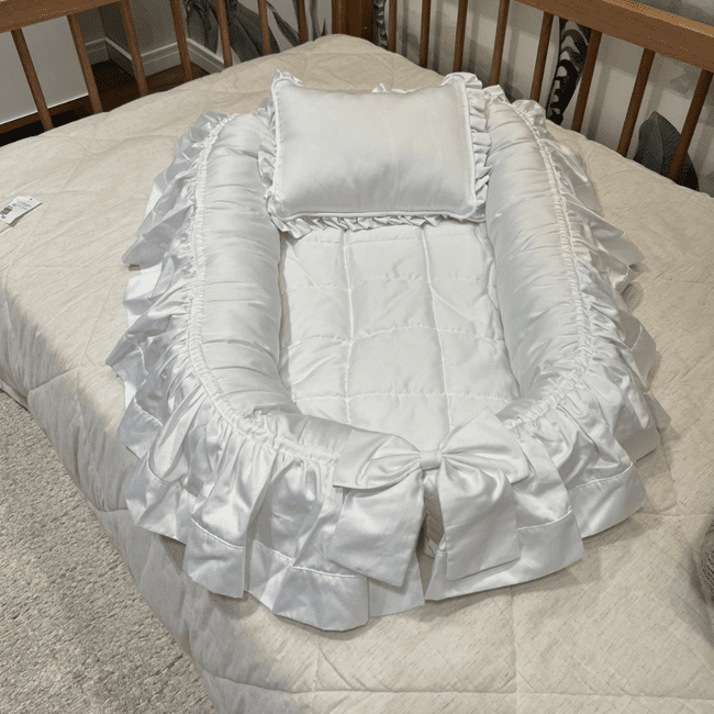 Ninho Redutor com Travesseiro para Bebê Branco - Arte e Ternura