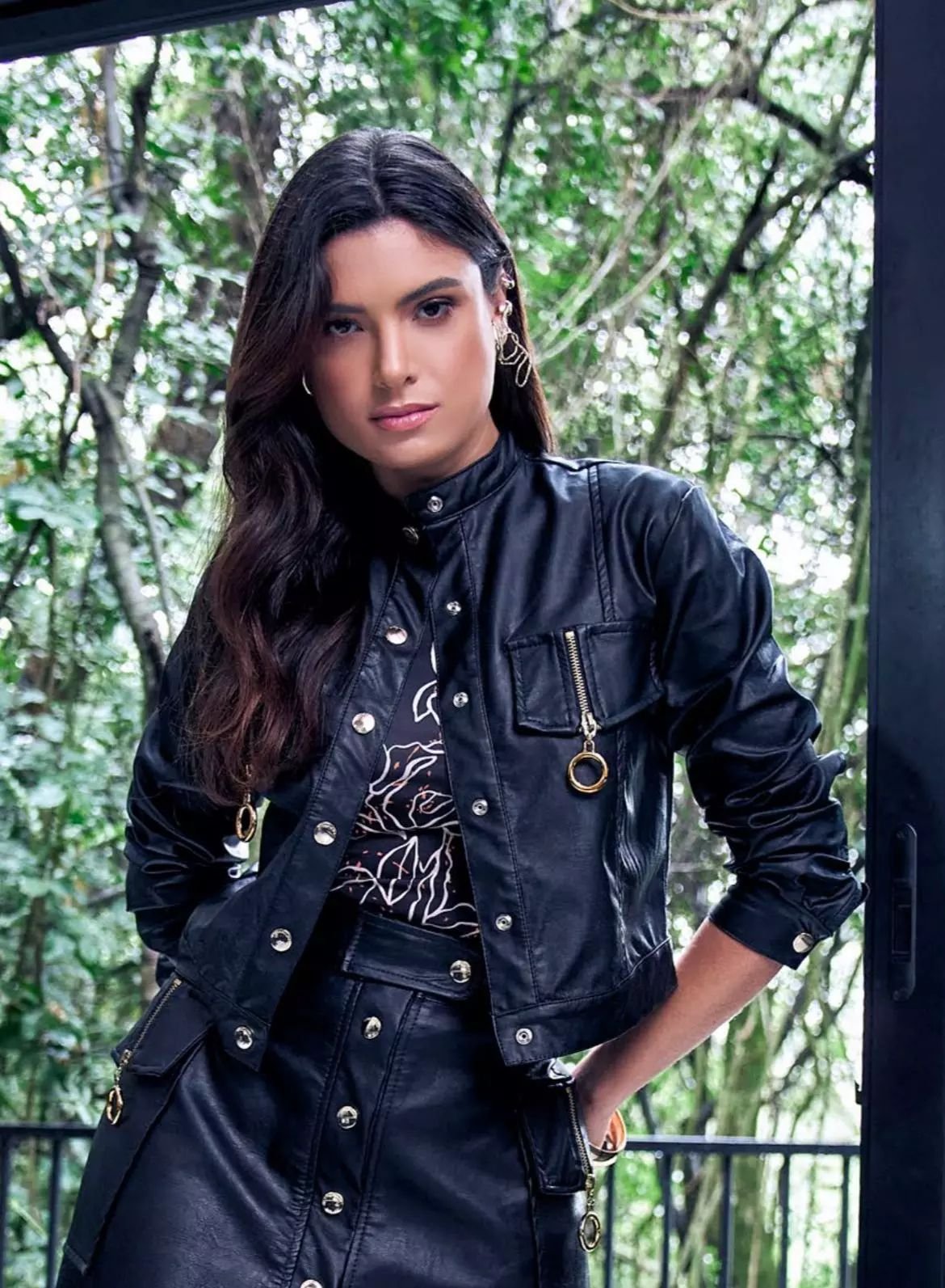 Jaqueta de Couro Fake c Bot es Titanium Jeans Eliene Moda