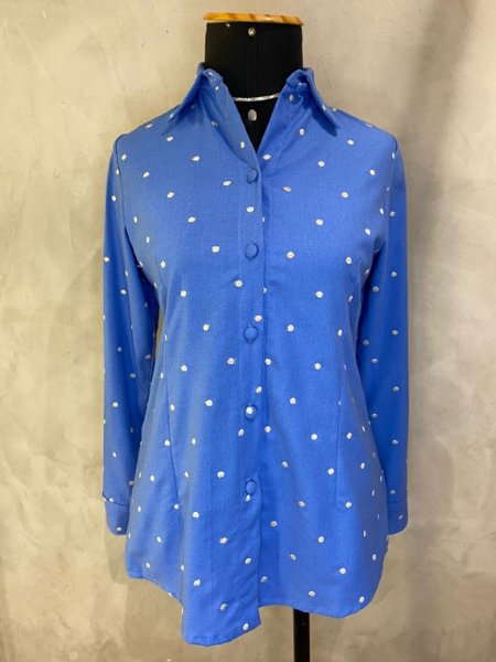 camisa-mariana-linho-poa-azul-1
