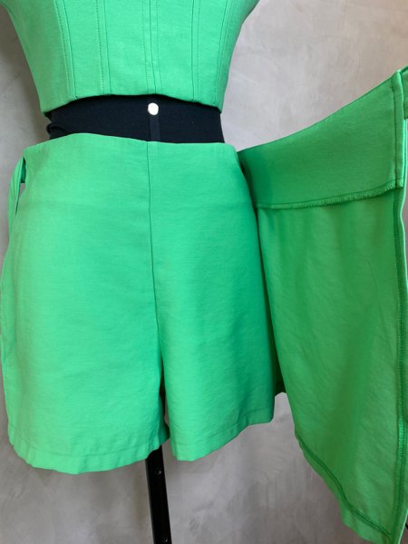 Conjunto Cropped e Short Saia Verde Sly Wear