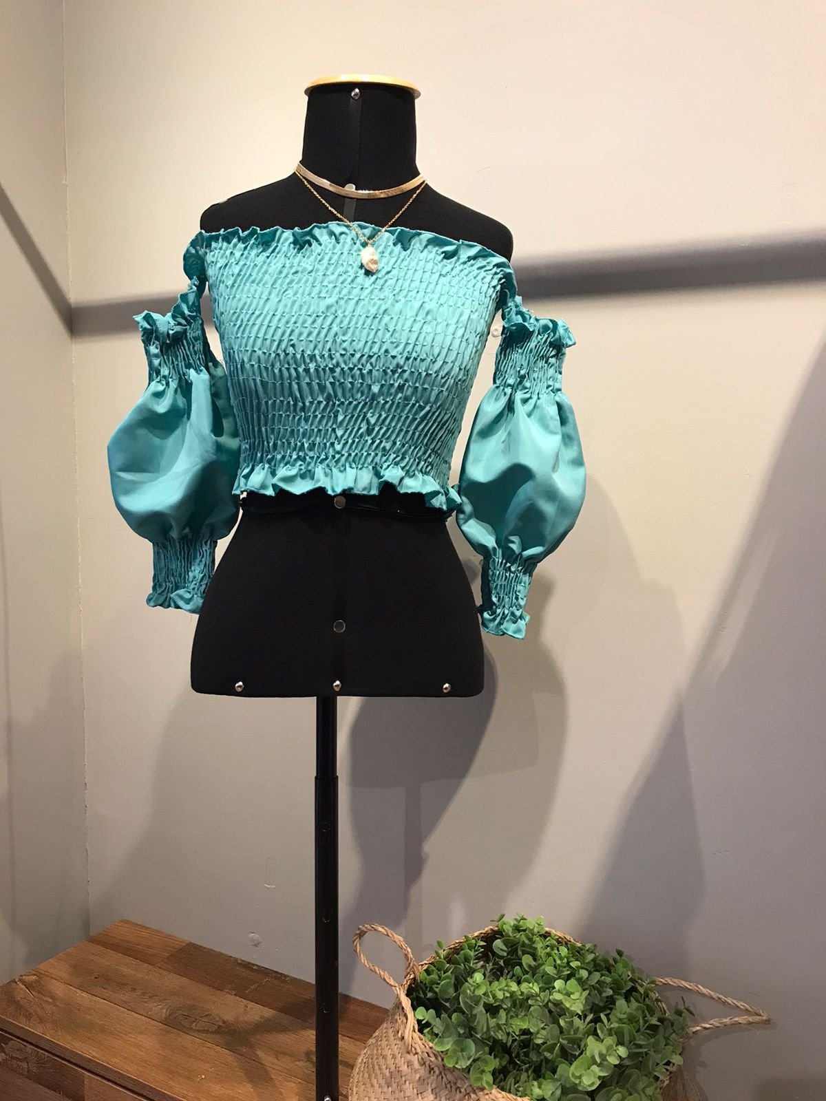 cropped manga bufante azul