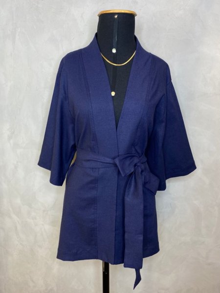 kimono-linho-com-faixa-azul-marinho-3