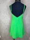 vestido-curto-isis-crepe-verde-fortuna-3