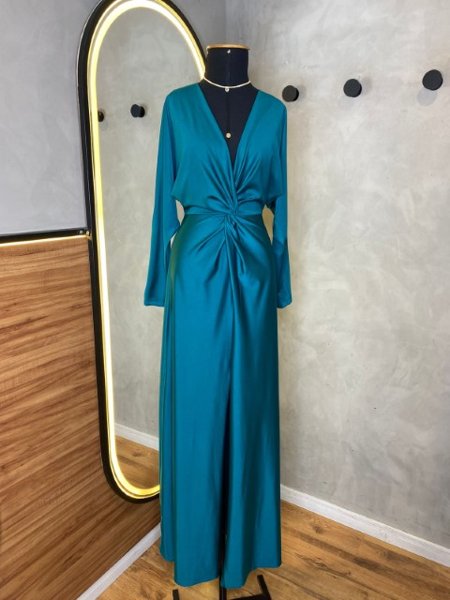 vestido-longo-naomi-acetinado-com-torcao-verde-mar-charry-2