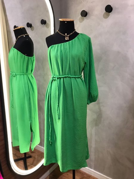 vestido-midi-emily-verde-bandeira-5