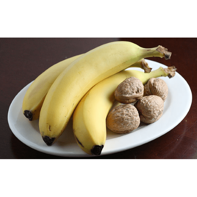 Doces Importados da Alemanha - Momami Cake Chocs - Mini Bolos Crocantes Sabor Banana com Caramelo