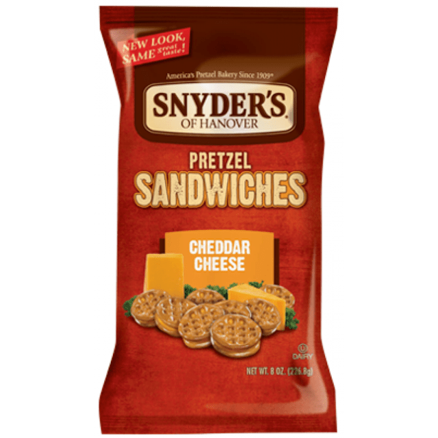 Snyder's Pretzel Sandwiches com Recheio Sabor Queijo Cheddar