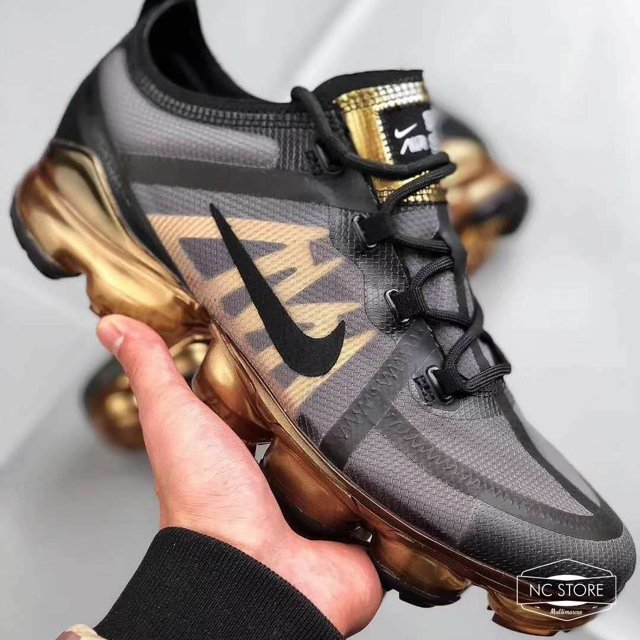 vapormax 2019 dourado