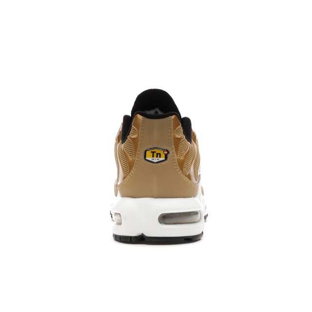 nike tn preto e dourado