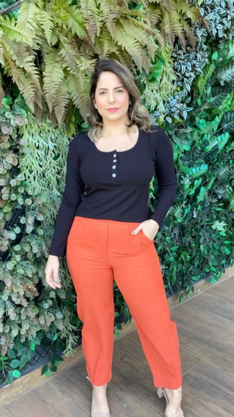 Calça comprida top flare