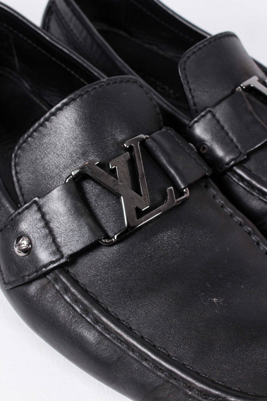 Sapato Louis Vuitton Mocassim preto | LUXO INTELIGENTE