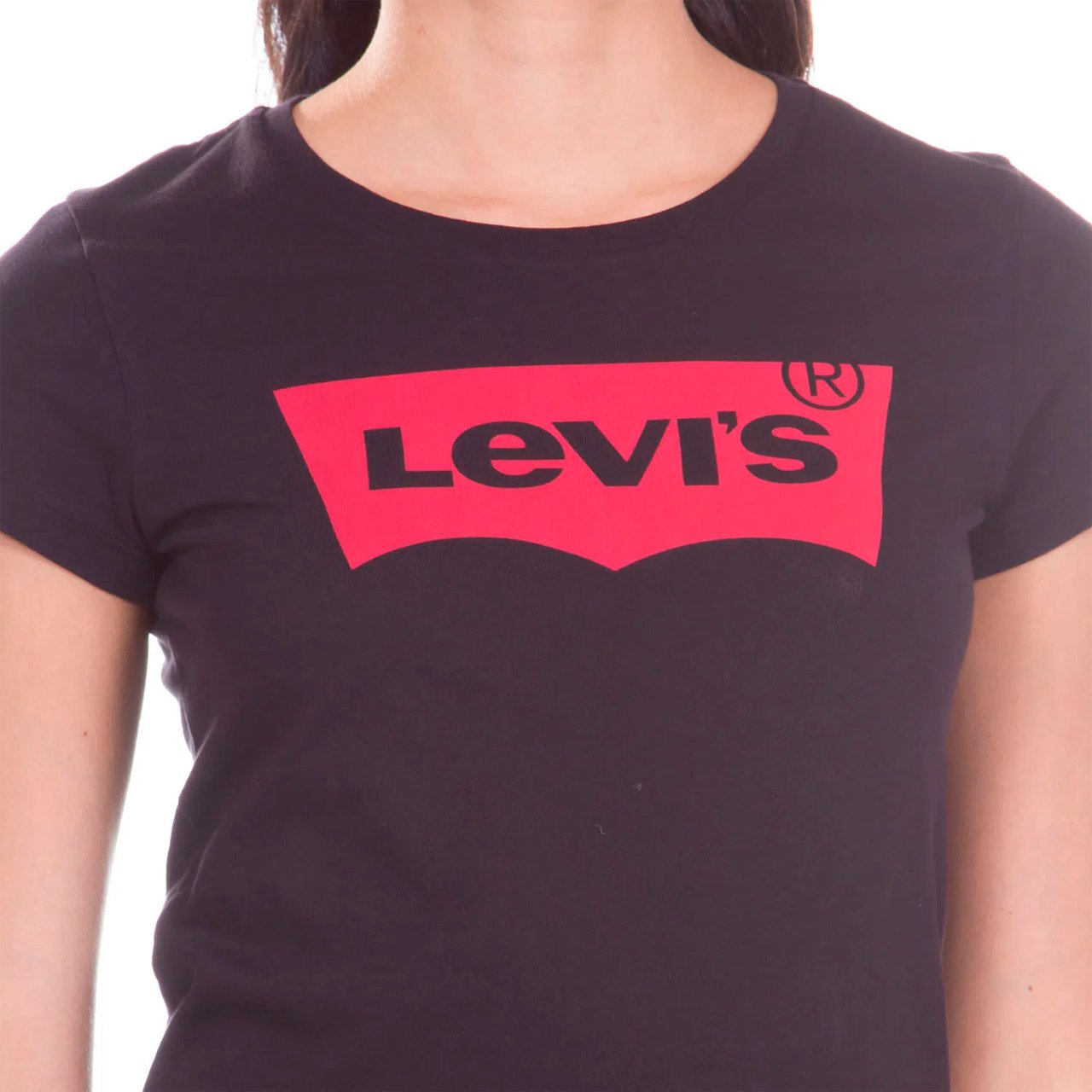 camiseta-logo-levis-feminina-preto-lb0010209-a