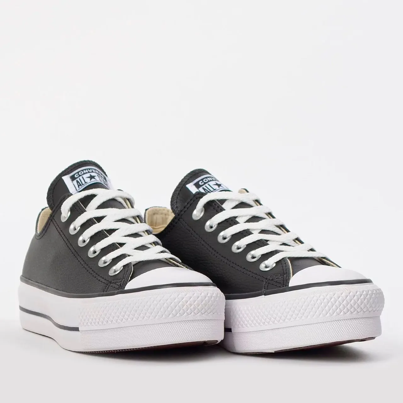 Tênis Converse All Star Chuck Taylor - Preto (Plataforma)