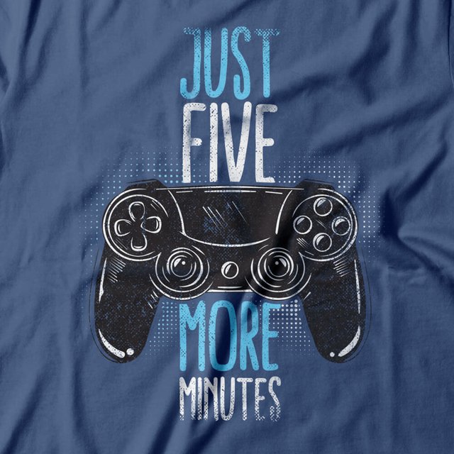 Camiseta Five More Minutes