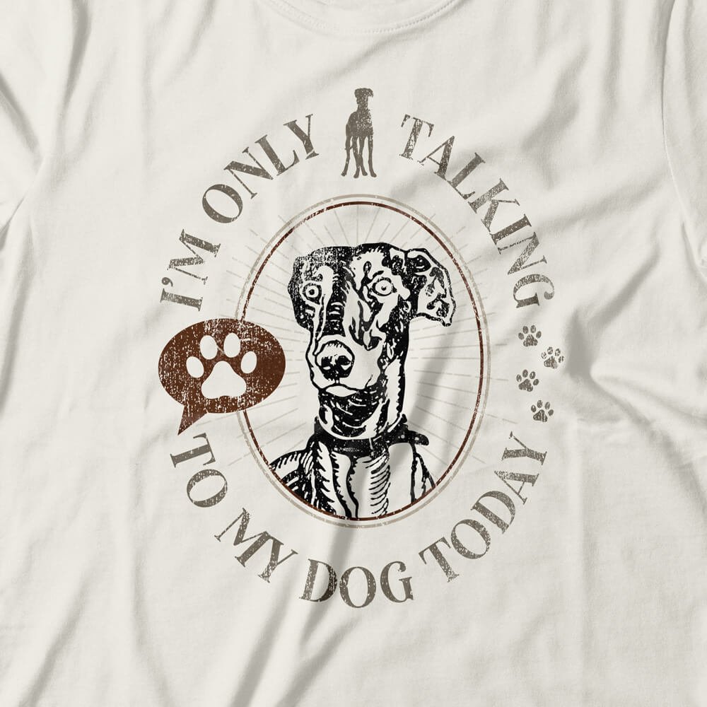 Camiseta Talking To My Dog, Studio Geek