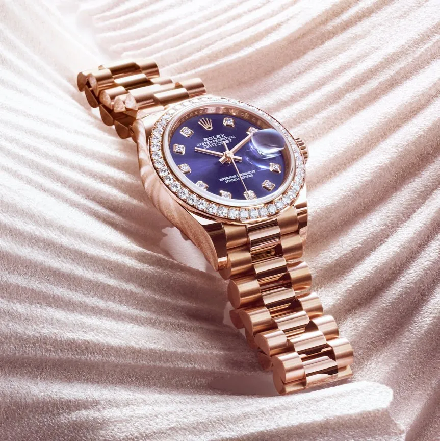 A OUSADIA DA EXCELÊNCIA LADY-DATEJUST | Manoel Bernardes