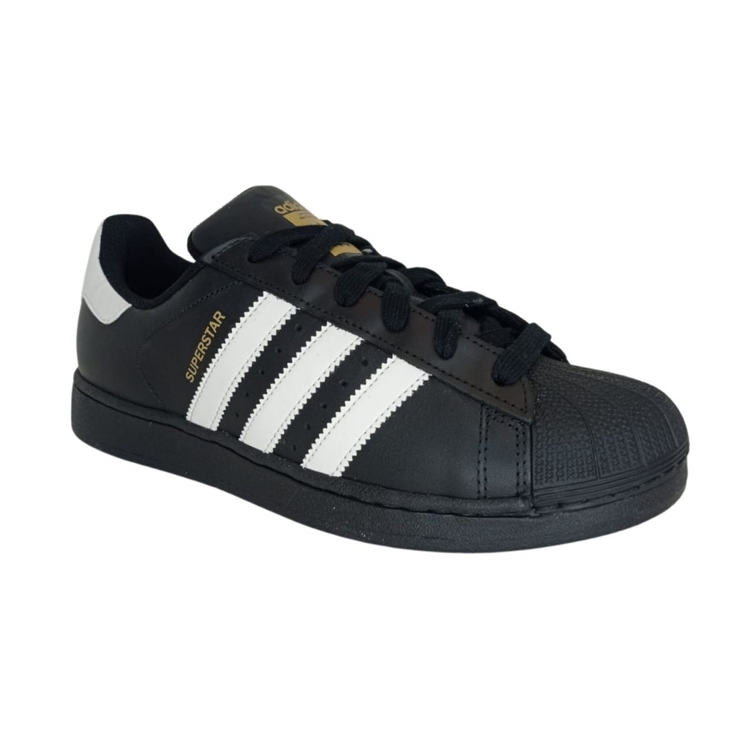 Tênis Adidas Superstar Foundation