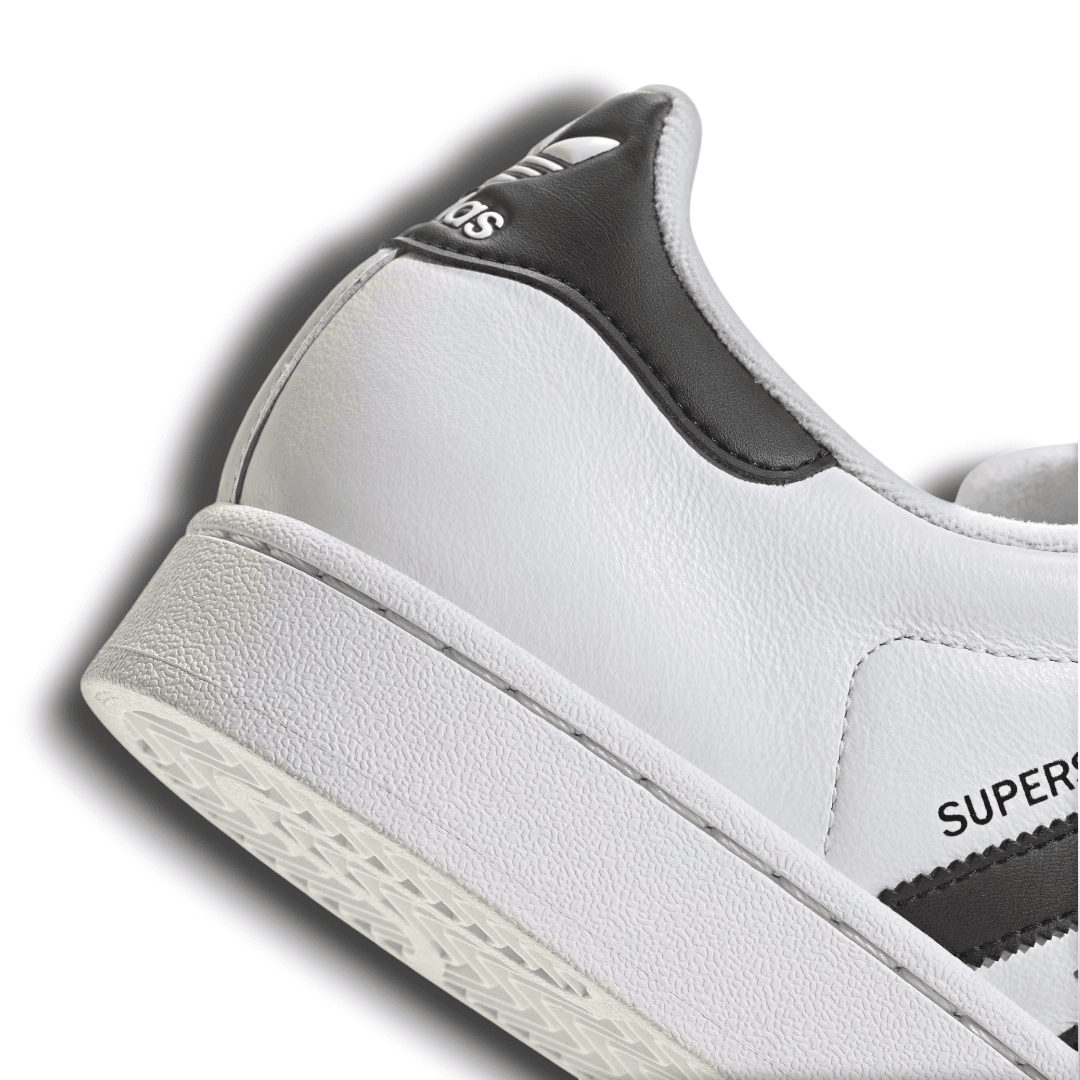 adidas gazelle silver green womens Tênis adidas Superstar x Korn 30th Anniversary Preto por R$ 1.999,99 em até  10x main image 1