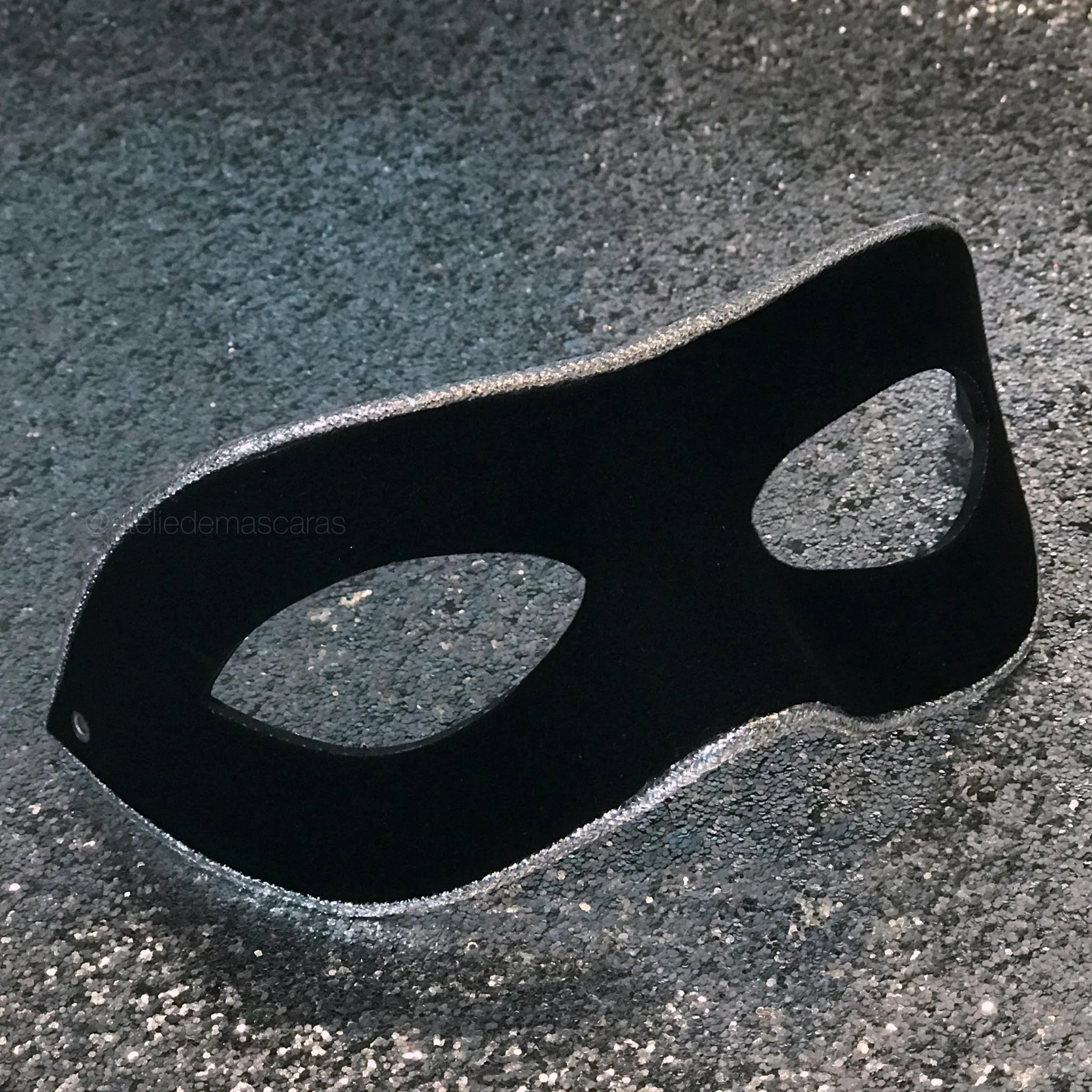 MÁSCARA CÓD. 203M - ZORRO | Ateliê de Máscaras®