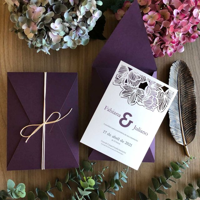 Convite Casamento Clássico com Floral Rendado