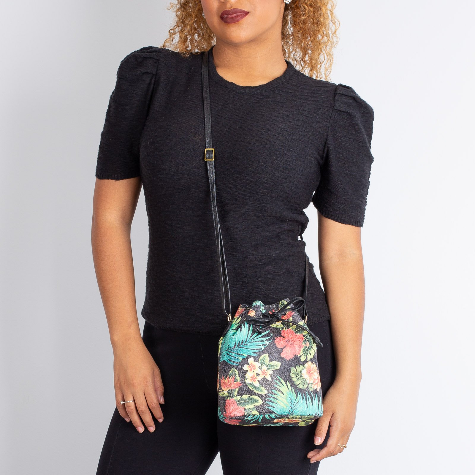 coach tea rose saddle bolsa