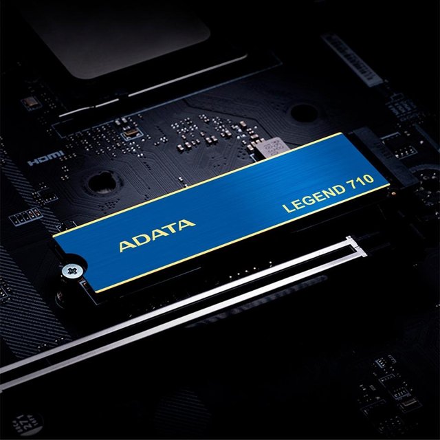 SSD ADATA M.2 256GB Legend 710 NVMe - ALEG-710-256GCS