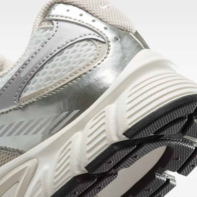 Tênis Nike V5 Rnr Feminino | Lojas Tisott - Adidas, Nike, New Balance, Puma