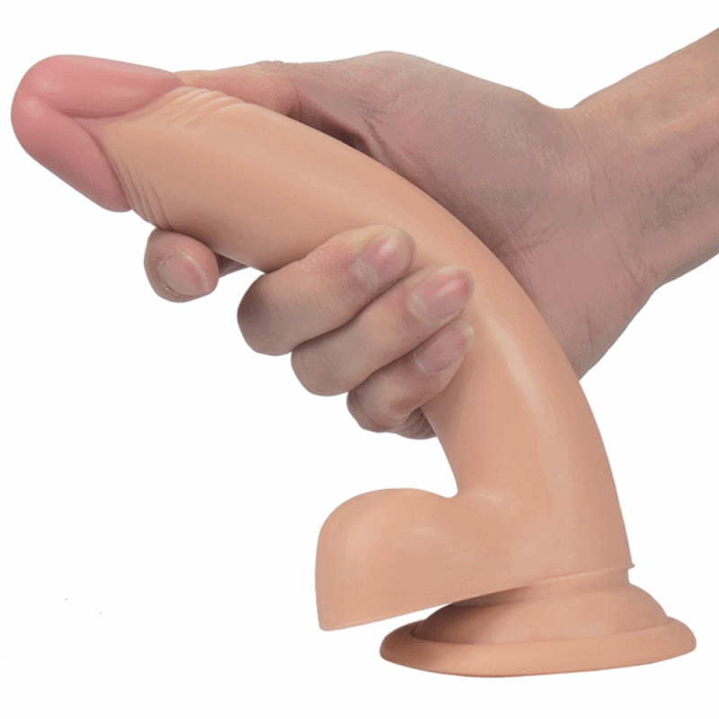 Pênis Ultra Skin com Ventosa na Cor Pele 18 x 3,5cm