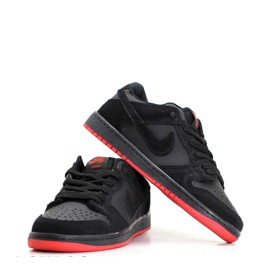 Nike SB Dunk Low Pro - Preto vermelho