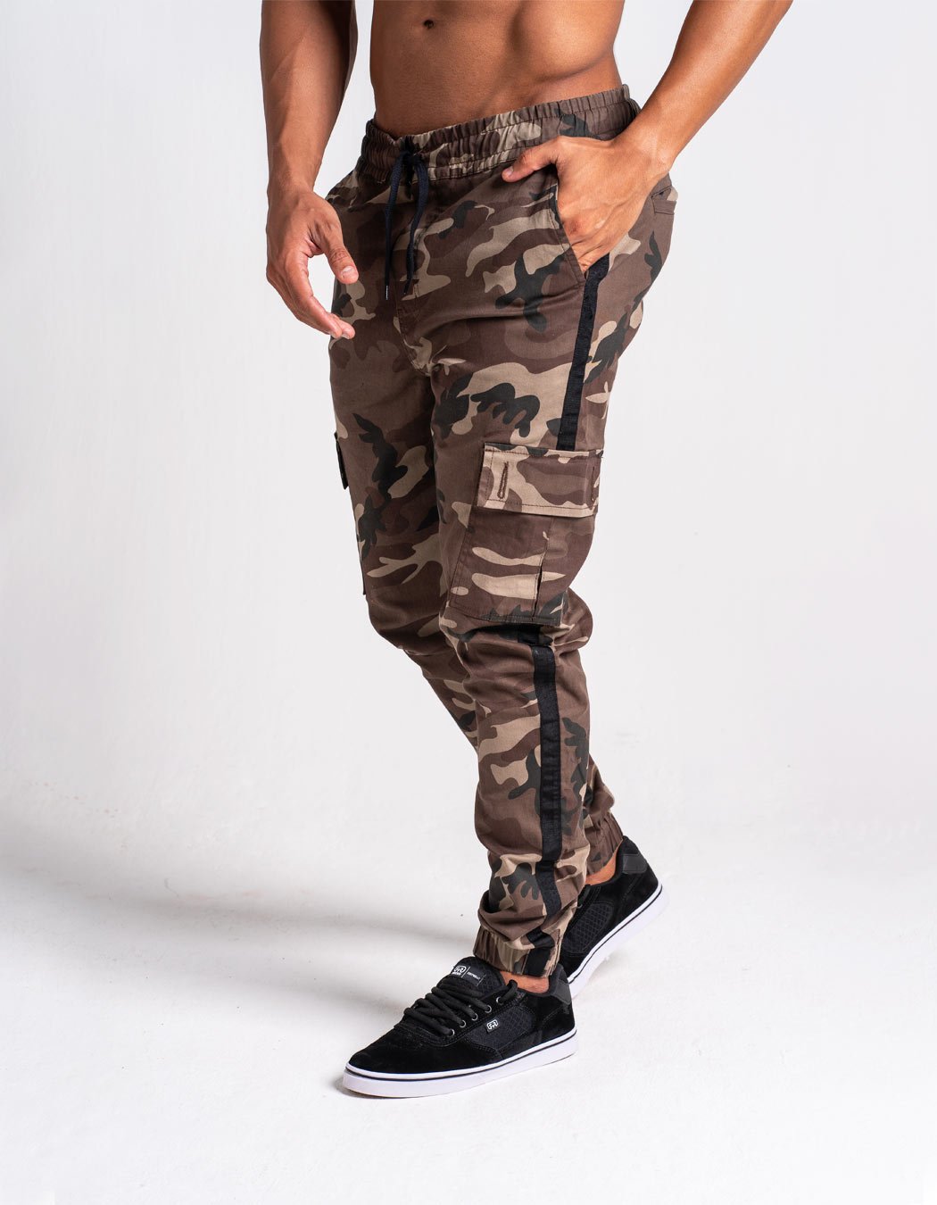 calça camuflada para mulher