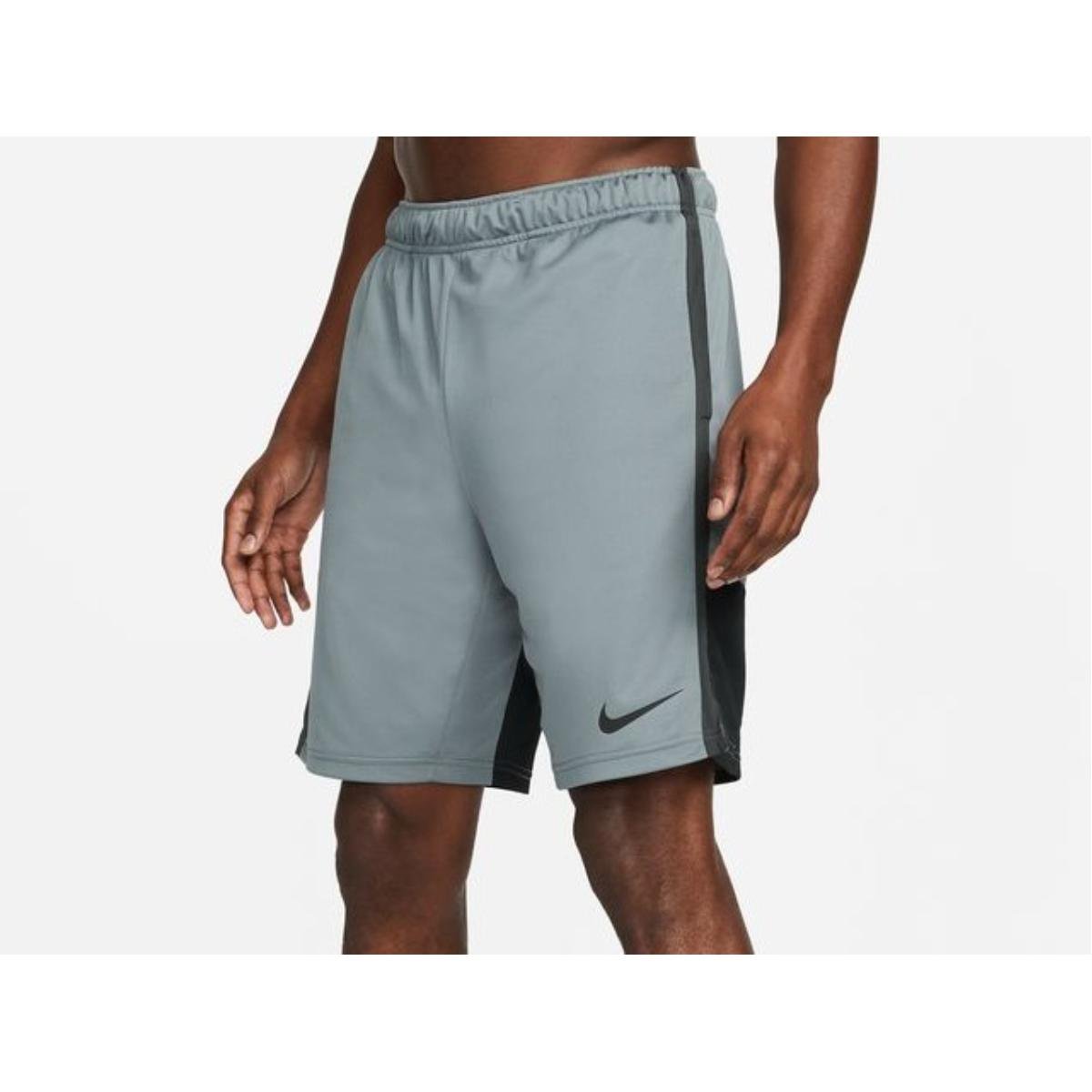 Nike standard fit discount coupe standard shorts