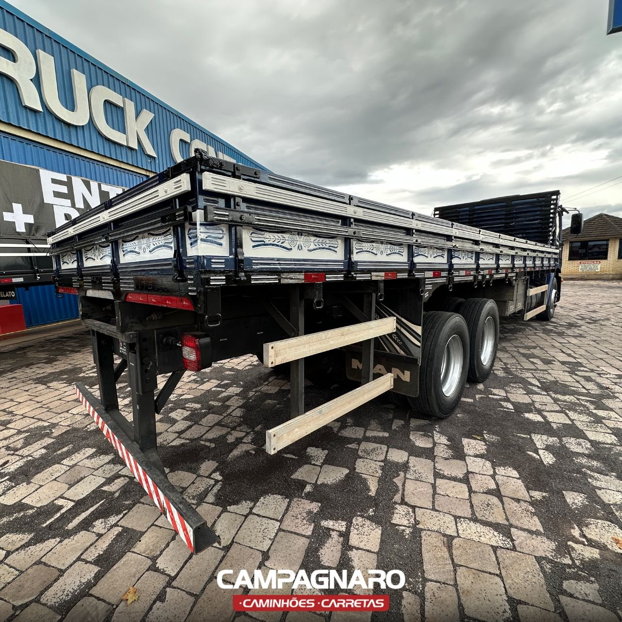 Caminhão Volkswagen Constellation 24.280 6x2 Azul - 2020 | Campagnaro