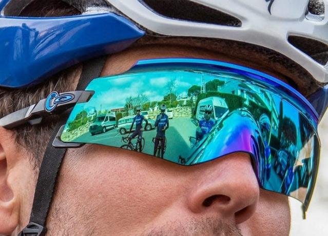 Oakley na Tech Team Bikes | Tech Team Bikes