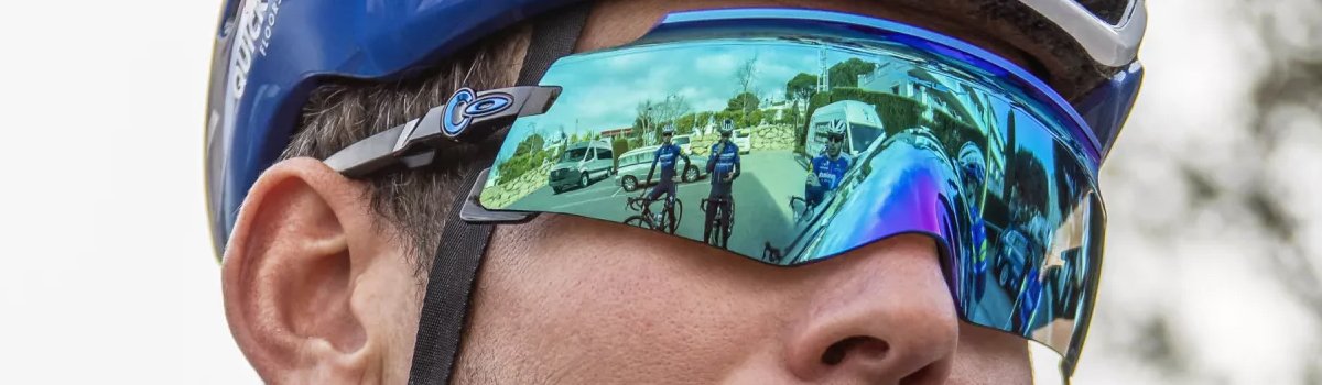 Oakley na Tech Team Bikes | Tech Team Bikes