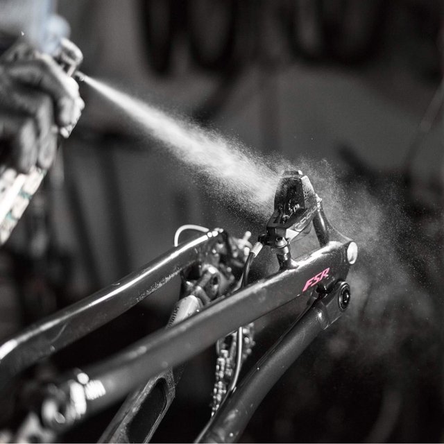 Limpador MucOff Disc Brake Cleaner Spray 750ml Tech Team Bikes