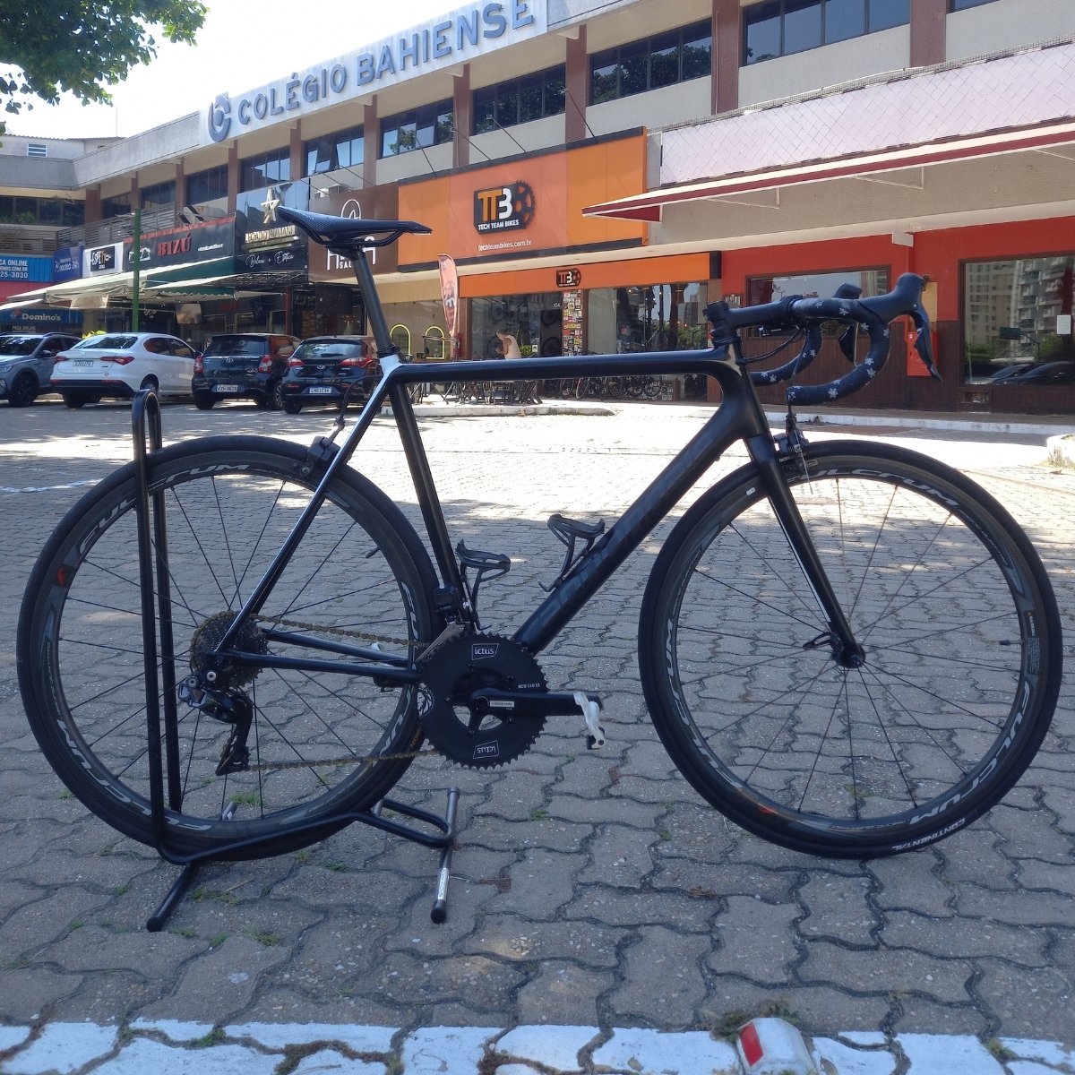 Bicicleta Cannondale SuperSix Hi-Mod Black Inc DuraAce Di2 Cor Preto | Tech  Team Bikes