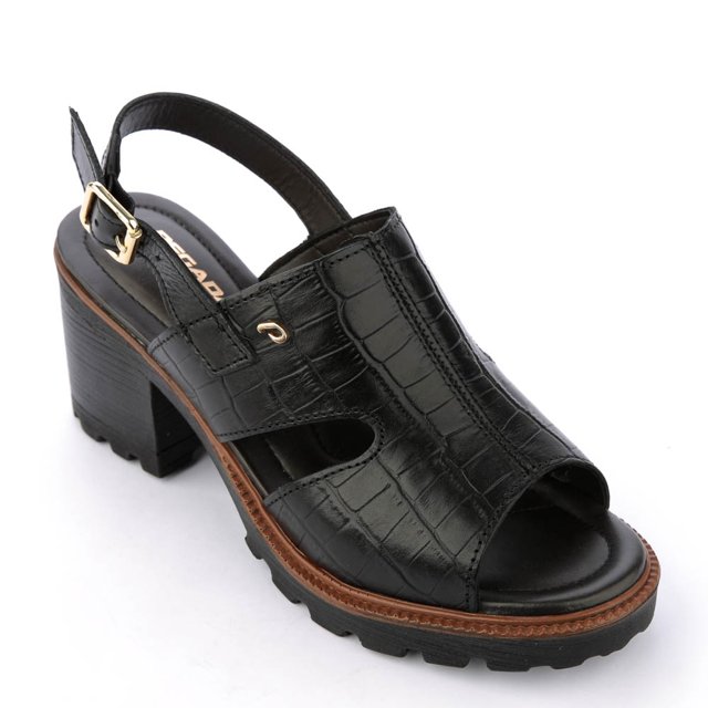 sandalia pegada feminina