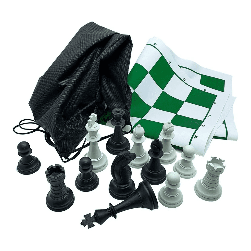 peças de xadrez. o xadrez é um jogo de tabuleiro e um esporte. rei