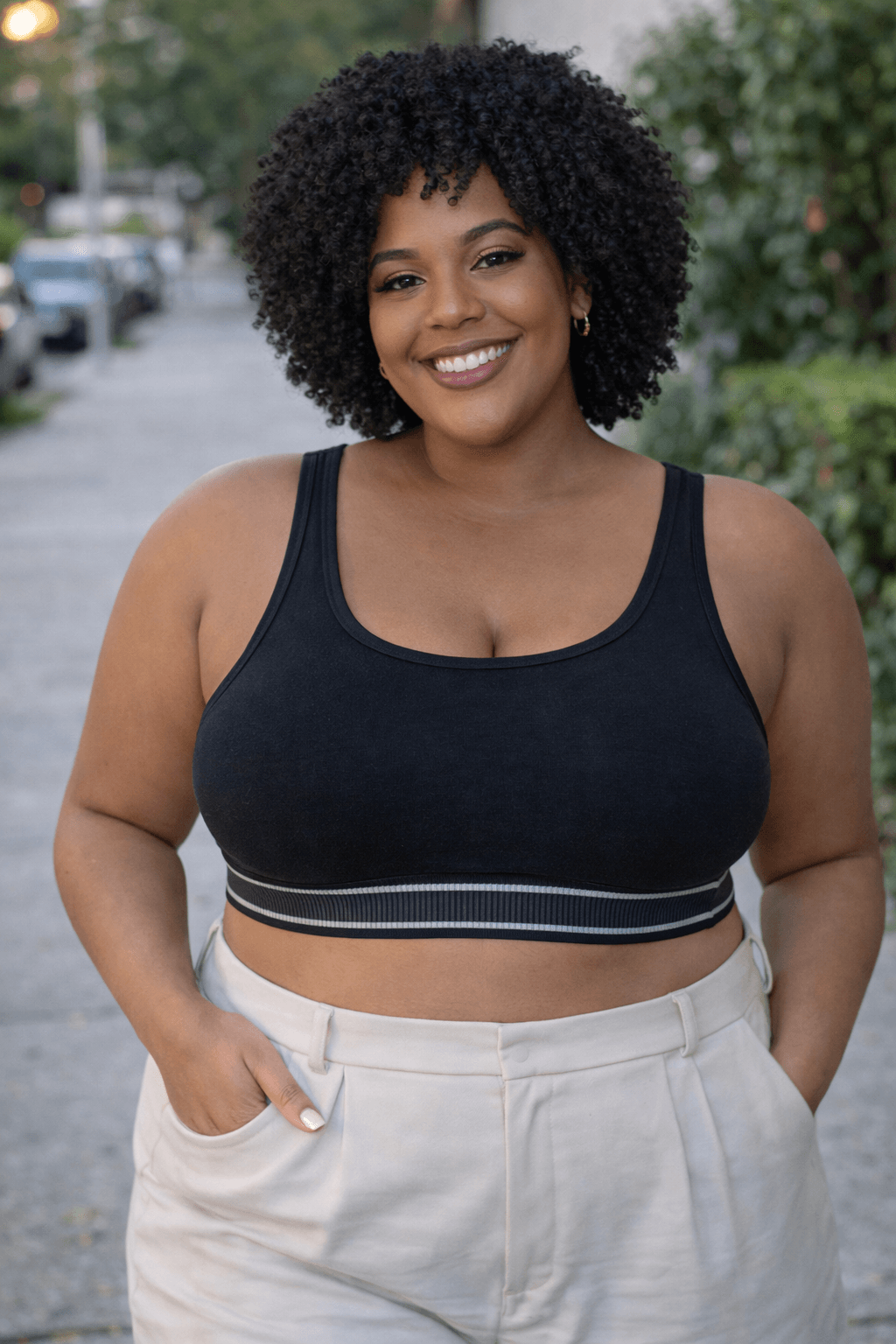 Top Thais Plus Size Em Cotton Com Elástico Largo Cinza e Preto