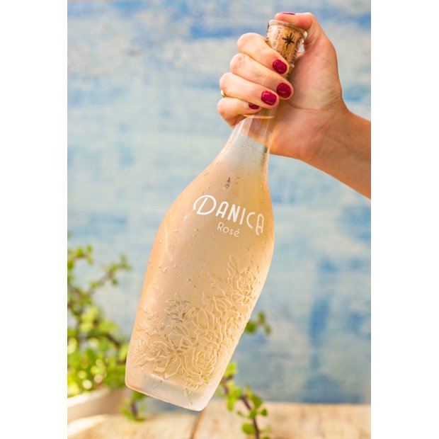 Danica Rosé CAV
