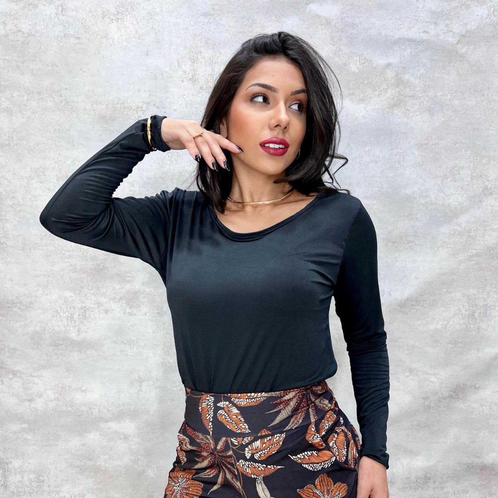 Blusa Básica Site De Blusinhas Femininas Blusas Basicas Femininas