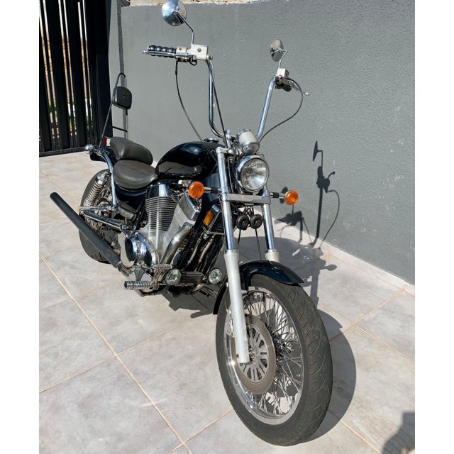 Suzuki intruder 1400 cc  Classificado Vintage riders